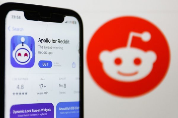 Apollo je jedna od popularnijih aplikacija koja koristi Redditov API