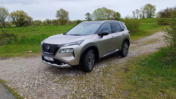 Nissan X-Trail e-POWER 213 4WD e-4ORCE Tekna
