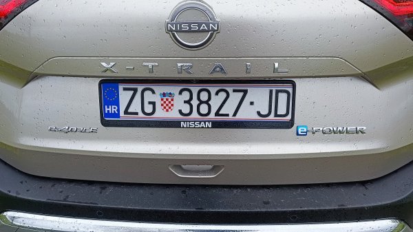 Nissan X-Trail e-POWER 213 4WD e-4ORCE Tekna