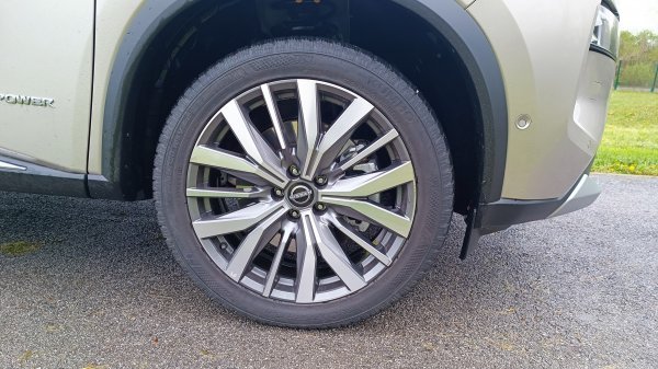 Nissan X-Trail e-POWER 213 4WD e-4ORCE Tekna