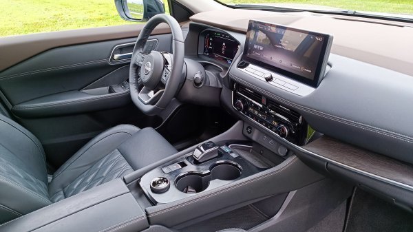 Nissan X-Trail e-POWER 213 4WD e-4ORCE Tekna