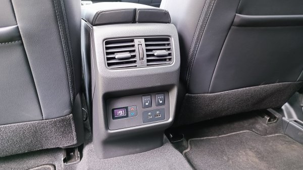 Nissan X-Trail e-POWER 213 4WD e-4ORCE Tekna