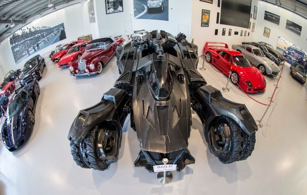 Batmobile u Londonu Profimedia