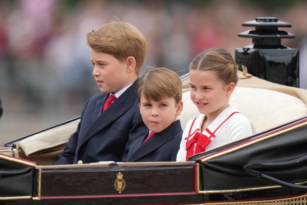 Prinčevi George i Louis, princeza Charlotte