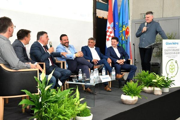 Panel Kako doprinosimo smanjenju ugljičnog otiska