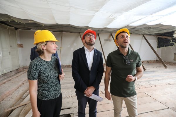 Tomašević i zamjenici obišli radove na obnovi Prve ekonomske škole