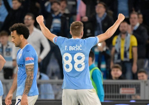 Toma Bašić Lazio