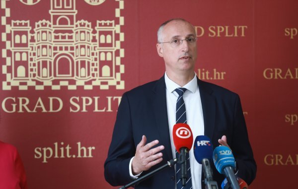 Konferencija za medije gradonačelnika Splita Ivice Puljka