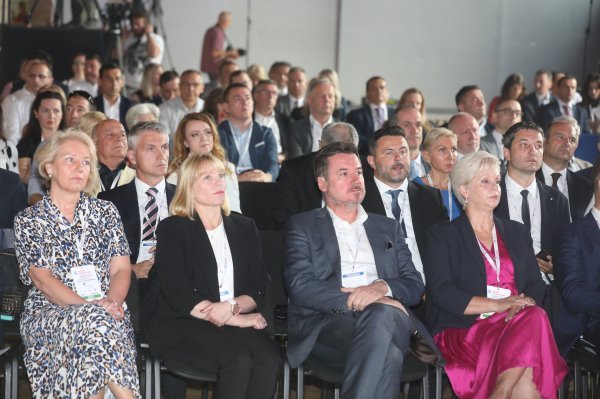 U sklopu 18. konvencije hrvatskih izvoznika dodijeljene su nagrade Zlatni ključ