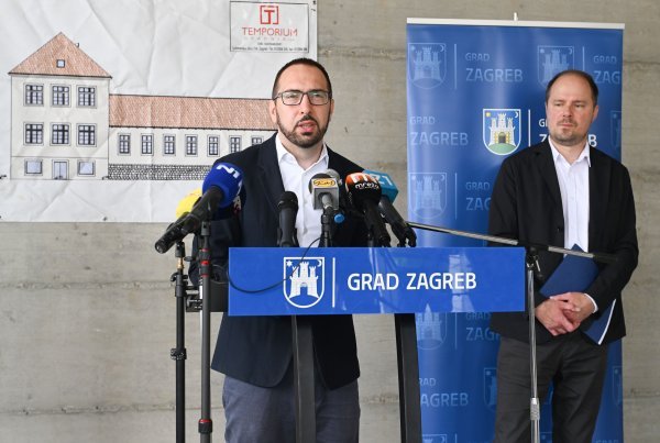 Gradonačelnik Tomašević i zamjenici održali redovnu konferenciju za medije