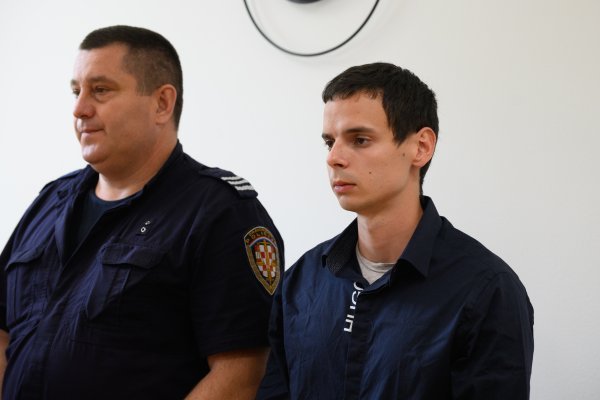 Izricanje presude za ubojstvo zaštitara na Savici u automat klubu / Arian Bafti i Martin Perhot