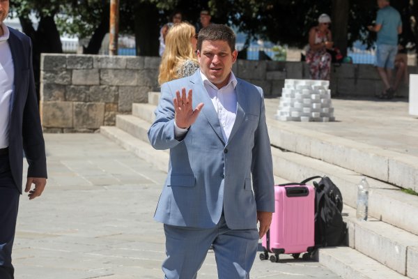 U Puli je održan radni sastanak s potpredsjednikom Vlade i ministrom Butkovićem i gradonačelnikom Pule Filipom Zoričićem