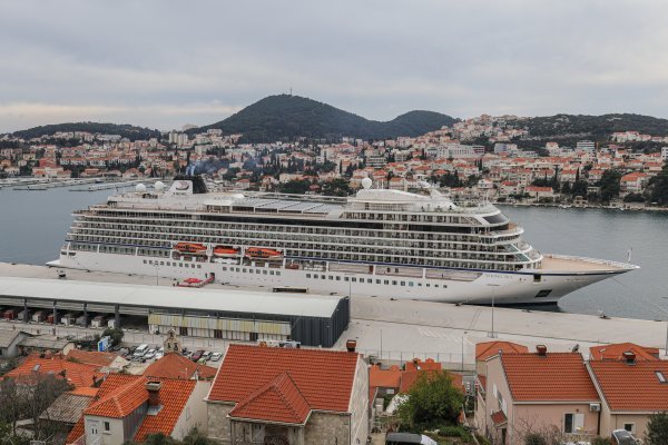 Kruzer u Dubrovniku