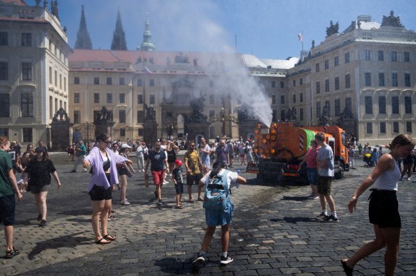 Češku, južnu Europu i SAD pogodile su tropske vrućine