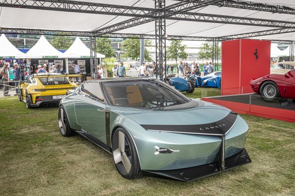 Lancia pokazala javnosti Pu+Ra HPE