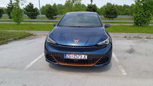 Cupra Born 77 (82) kWh eBoost