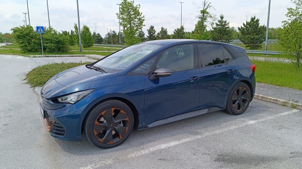 Cupra Born 77 (82) kWh eBoost