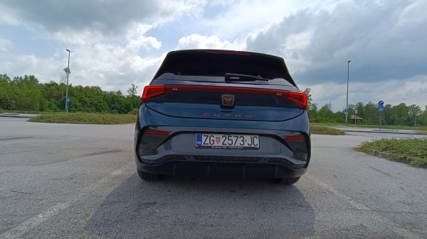 Cupra Born 77 (82) kWh eBoost
