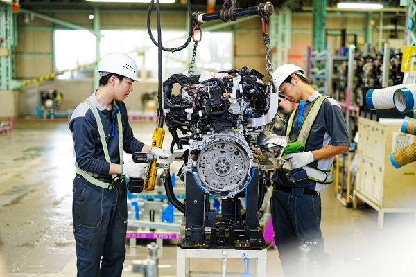 Nissanova tvornica u Yokohami proslavila proizvodnju 40-milijuntog motora