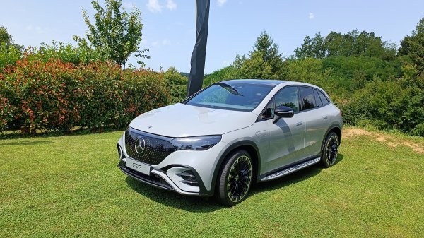 Mercedes-EQ EQE SUV