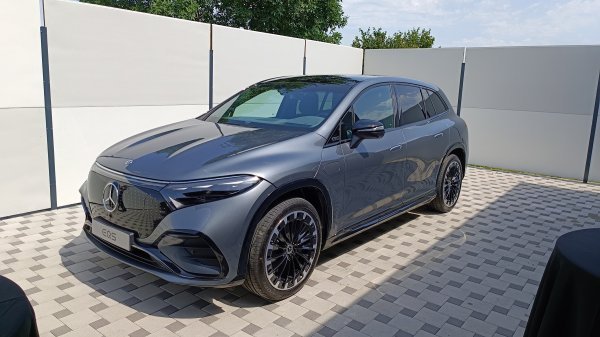 Mercedes-EQ EQS SUV