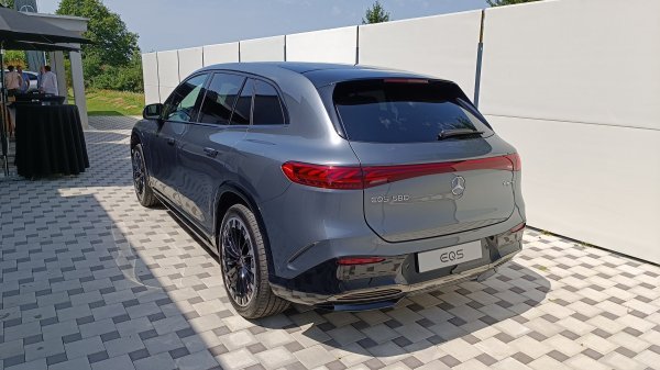 Mercedes-EQ EQS SUV