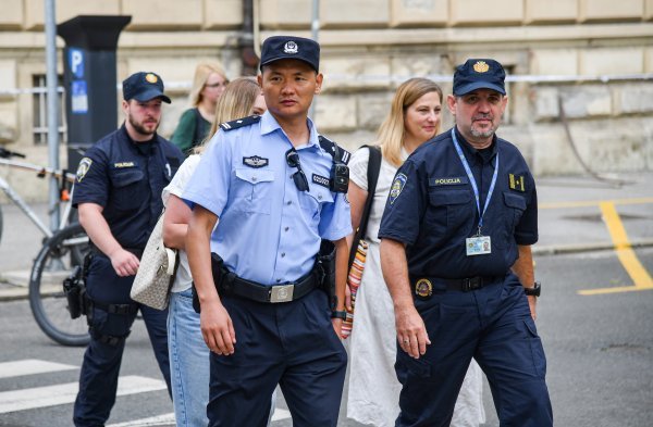 Zagreb: Hrvatsko--kineski timovi policajaca u ophodnji gradom