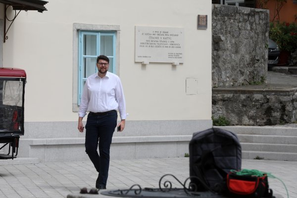 Konferencija za medije Peđe Grbina