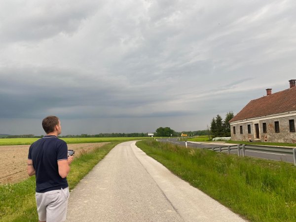 Slovenski lovci na oluje