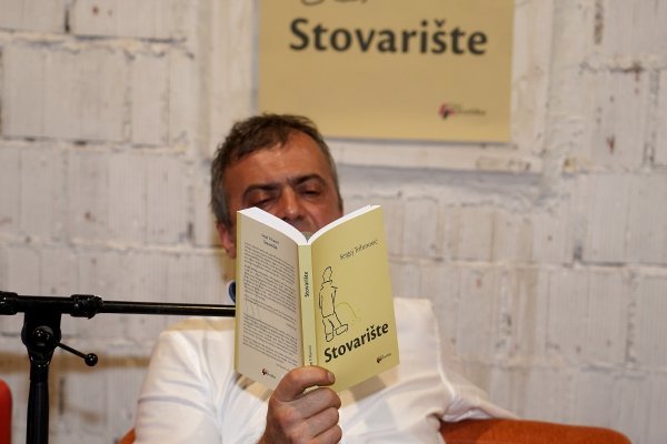 Sergej Trifunović snimljen prilikom predstavljanje svoje knjige u Beogradu
