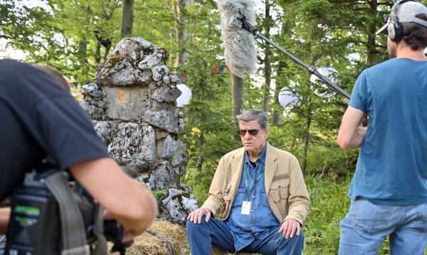 Zdenko Jelčić u razgovoru s Jelenom Ostojić