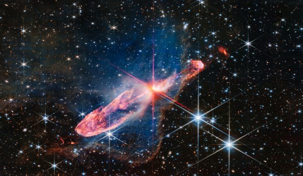 Herbig-Haro 46/47, aktivno formirajući par zvijezda koji se nalaze na 1470 svjetlosnih godina od Zemlje
