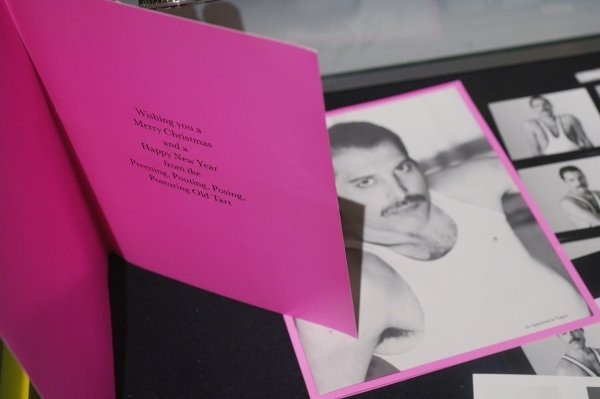 Ostavština Freddieja Mercuryja na aukciji