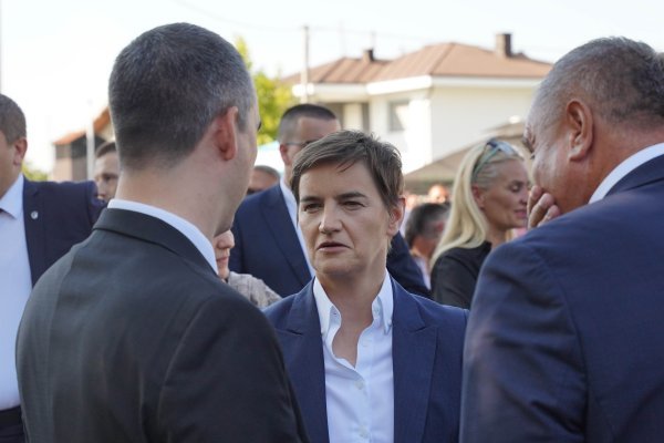 Banja Luka: Dodik, Vučić i Cvijanović obišli novoizgrađeni vrtić "Srbija"