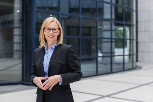 Predsjednica Uprave Ine Zsuzsanna Ortutay