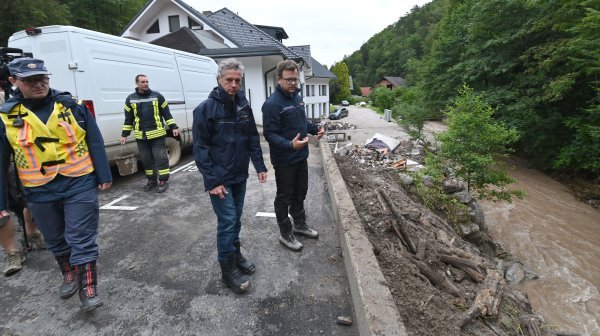 Slovenija, Medsave: Slovenski premijer obišao područja pogođena poplavom