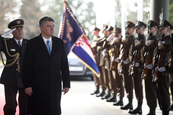 Počasno-zaštitna bojna