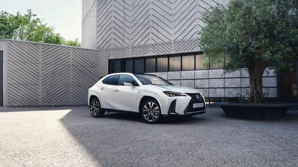 LEXUS UX HYBRID 250h (2 FWD E-CVT F SPORT DESIGN)