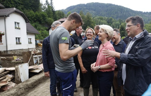 Robert Golob i Ursula von der Leyen obišli poplavljena područja u Sloveniji