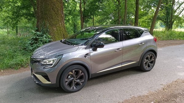 Renault Captur E-Tech Engineered 145 hibrid