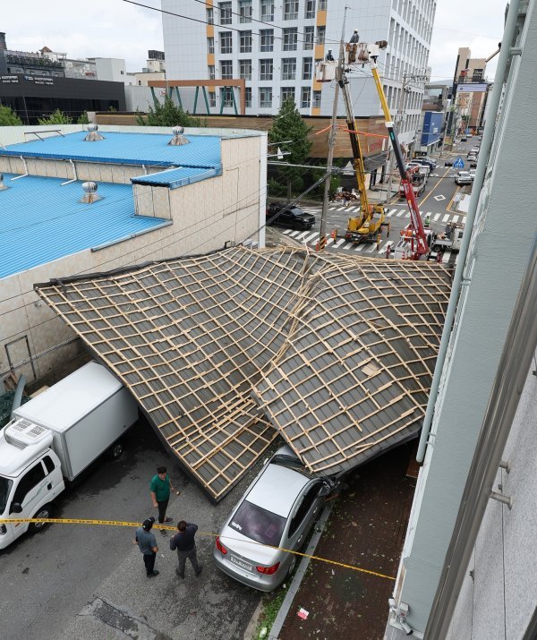 Tropska oluja Khanun u Južnoj Koreji