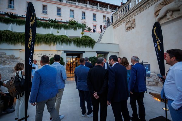 Plenković na Hvaru, sastao se i s Rimcem