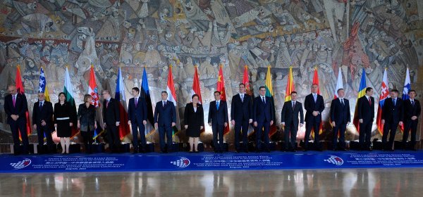 Summit Kine i zemalja srednje i istočne Europe 2014. godine