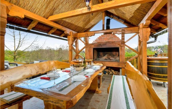 Lijepa kuća u Šiljakovini