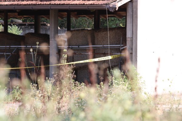 Gradačac: Policijski očevid povezan s trostrukim ubojstvom