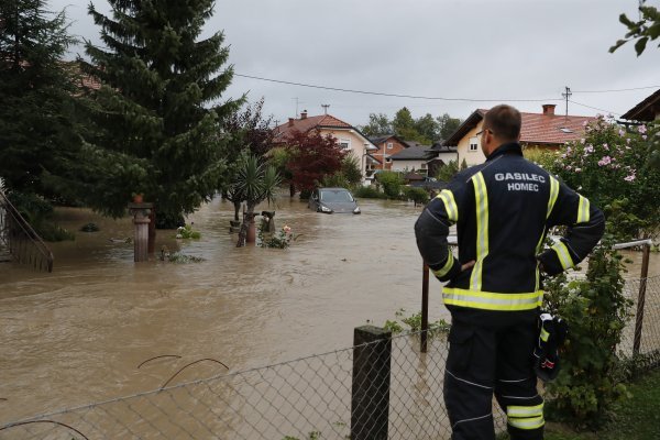 Poplave u mjestu Šmarca kod Ljubljane