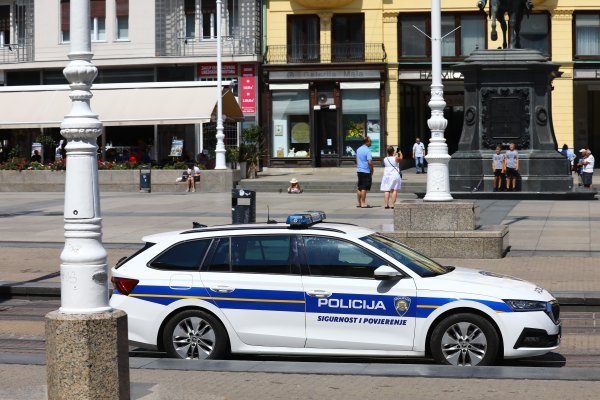 Policija uoči utakmice Dinamo - AEK