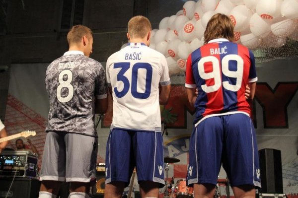 Hajduk je na splitskoj rivi predstavio nove garniture dresova Miranda Cikotic/PIXSELL