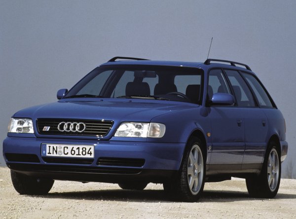 Audi S6 plus Avant (1996.)