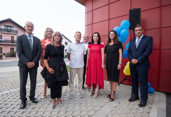 Otvorenje novog vatrogasnog doma u Savskoj Vesi